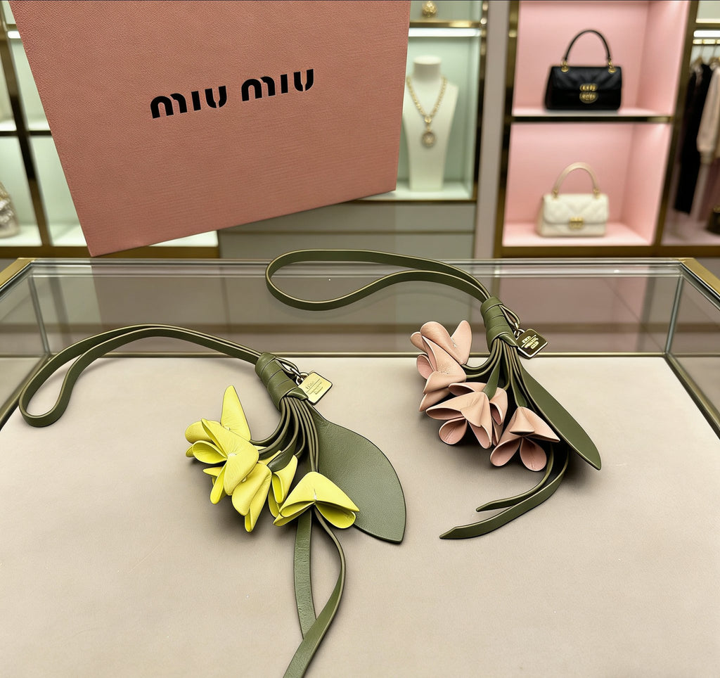 A1R46A18 Popular bag 's charms accessories