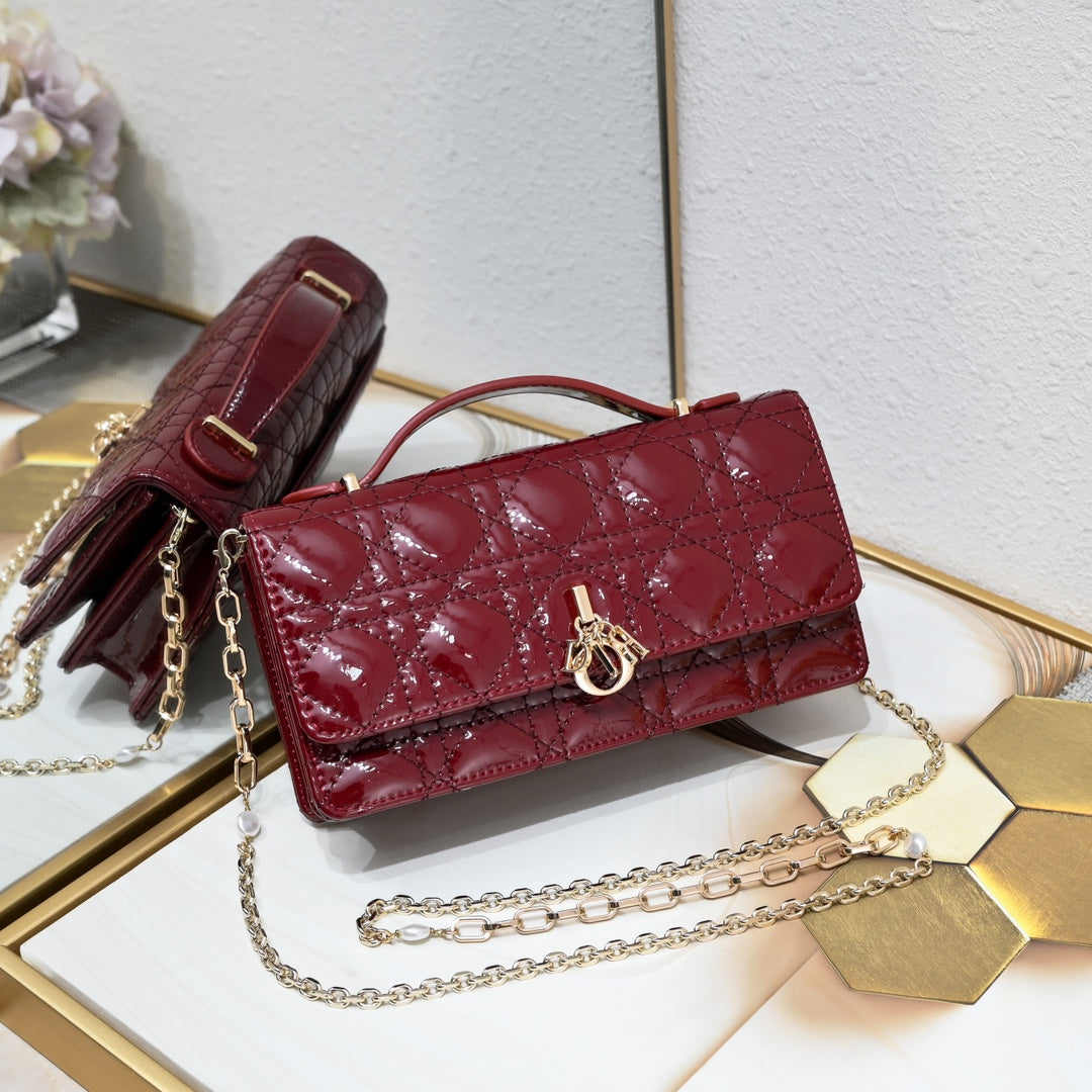 B12X44D360 Popular  leather bag 