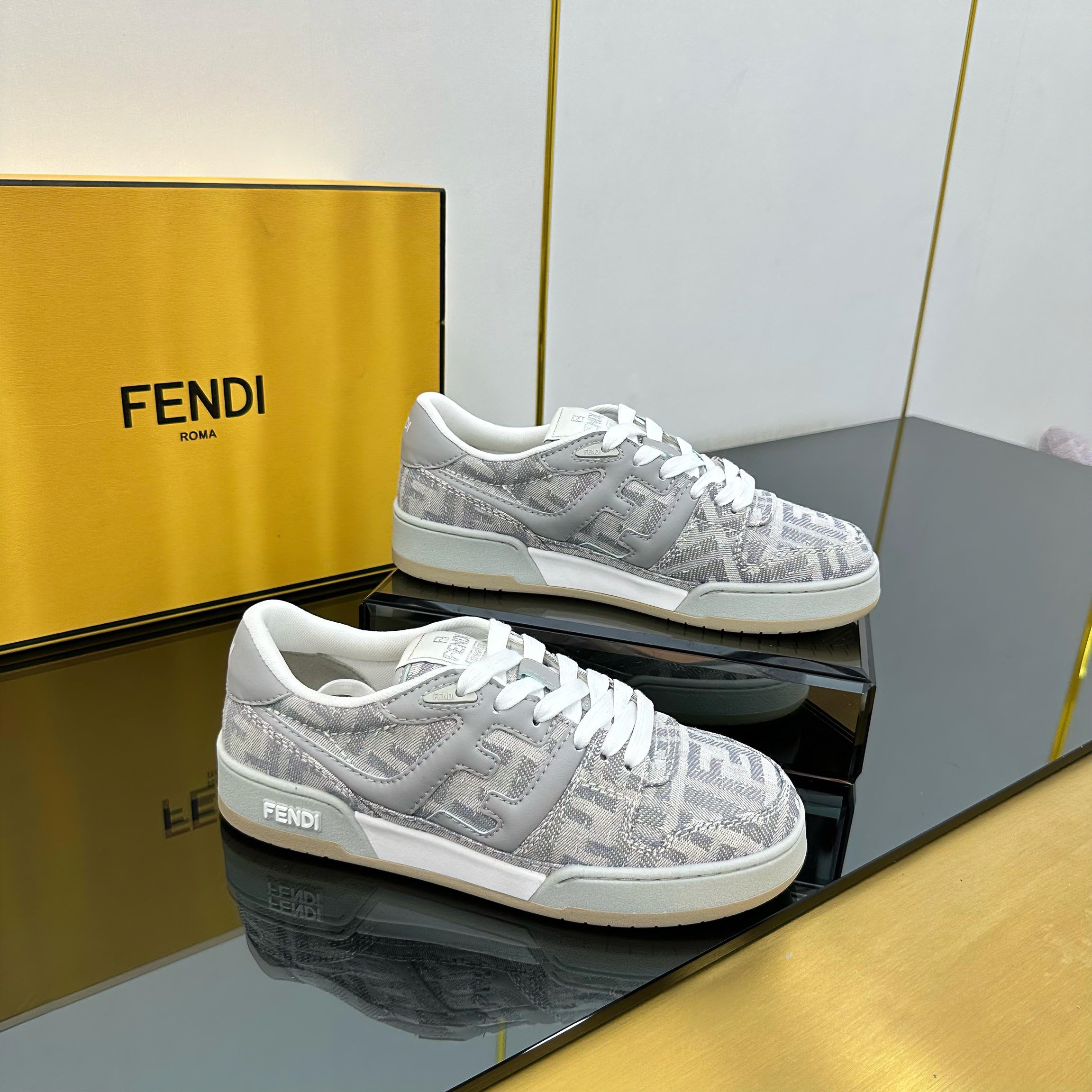 Z2Q105F420 Popular high-quality Shoes