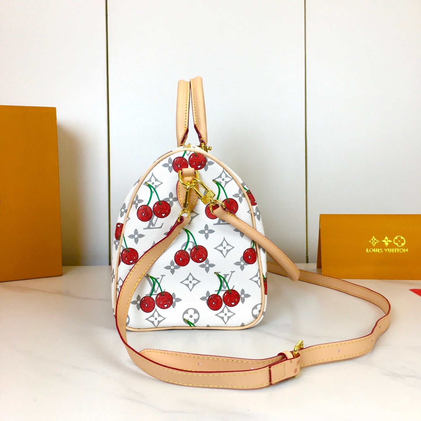 B1P46E50 Popular leather bag