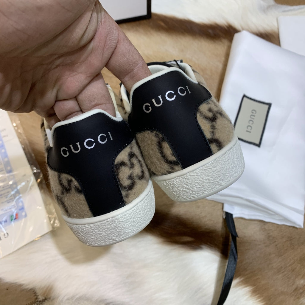 Z2Q105B193 Popular high-quality Shoes