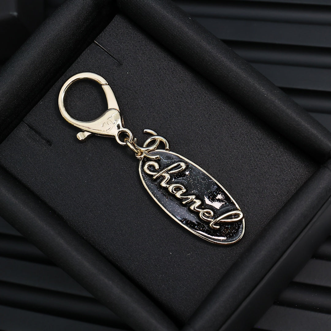A1Z105C52 Popular bag 's charms accessories