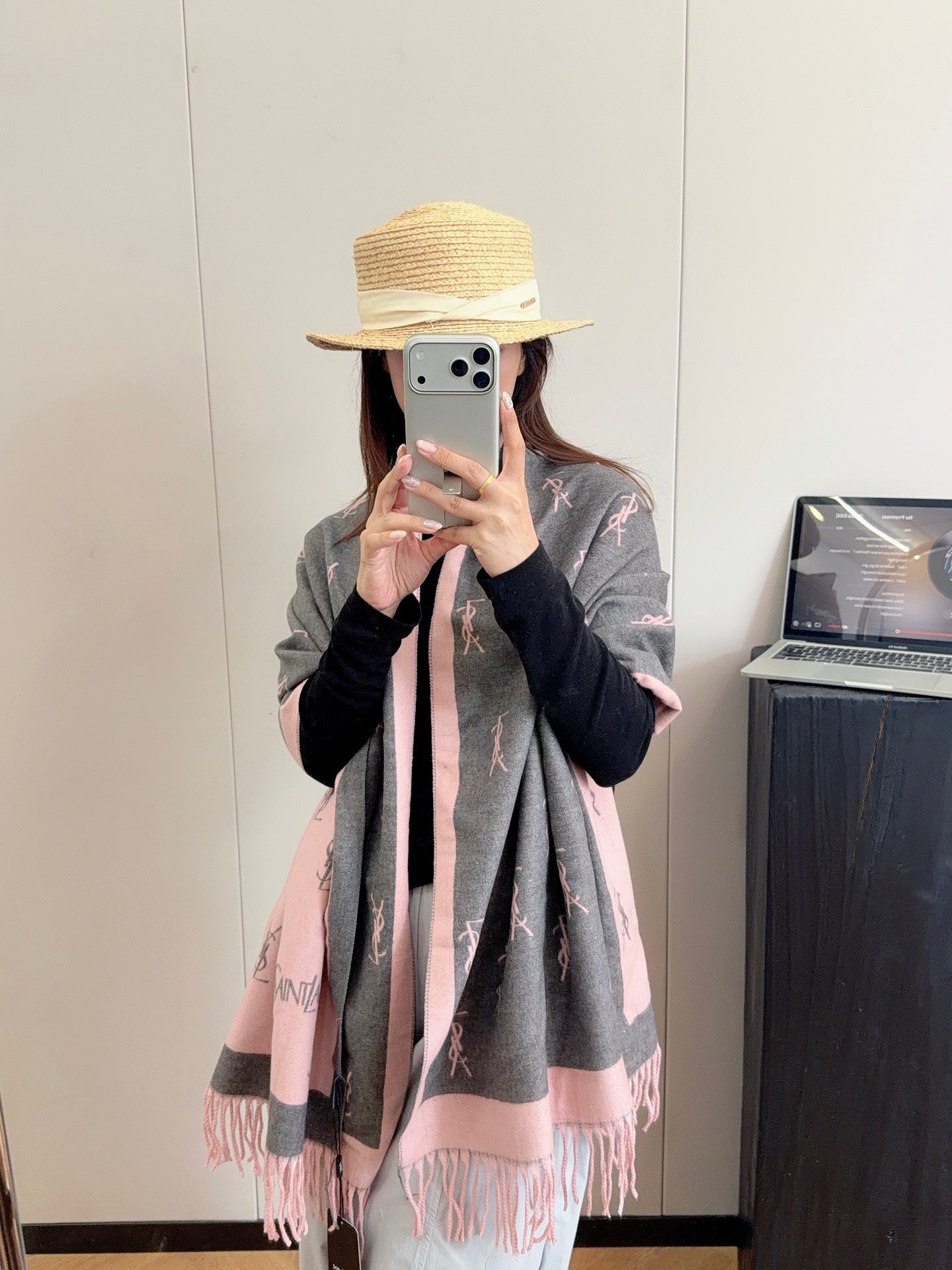 W1R86SL1  Popular Winter Scarves