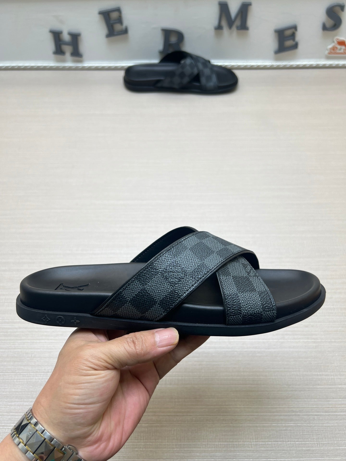 Z5ZE59 Popular slippers