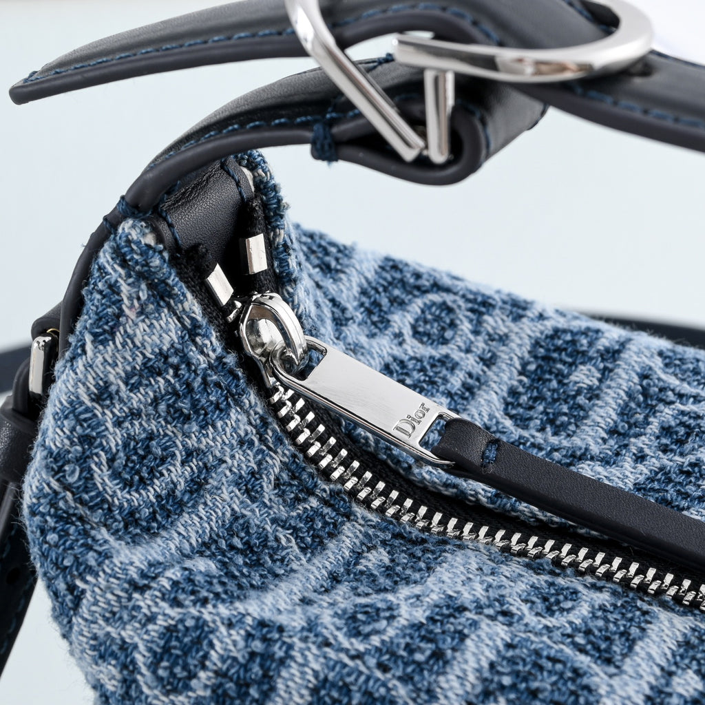 B1R76D44 Popular bag