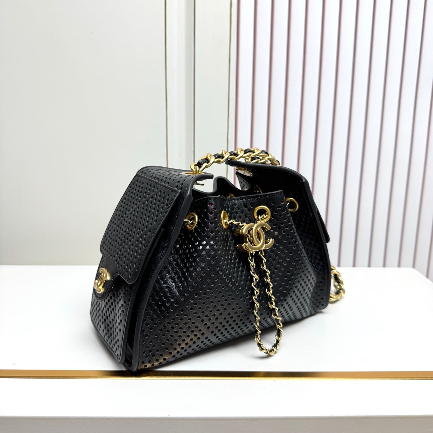 B1R76C54 Popular leather bag