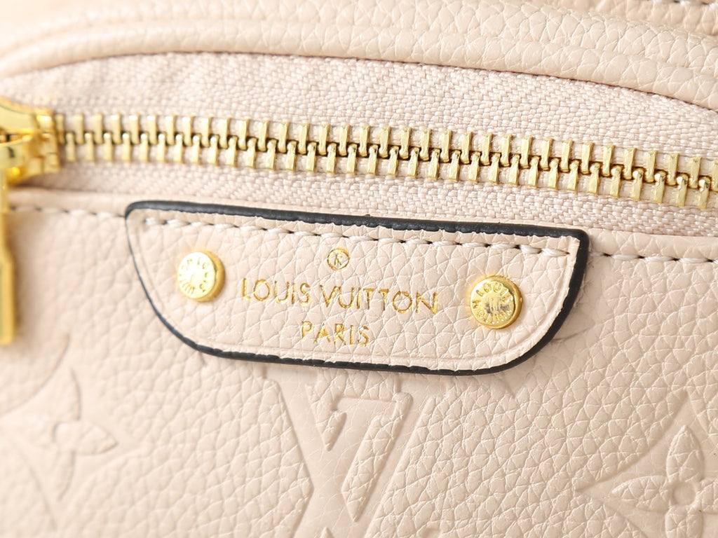 B1P46E71 Popular leather bag