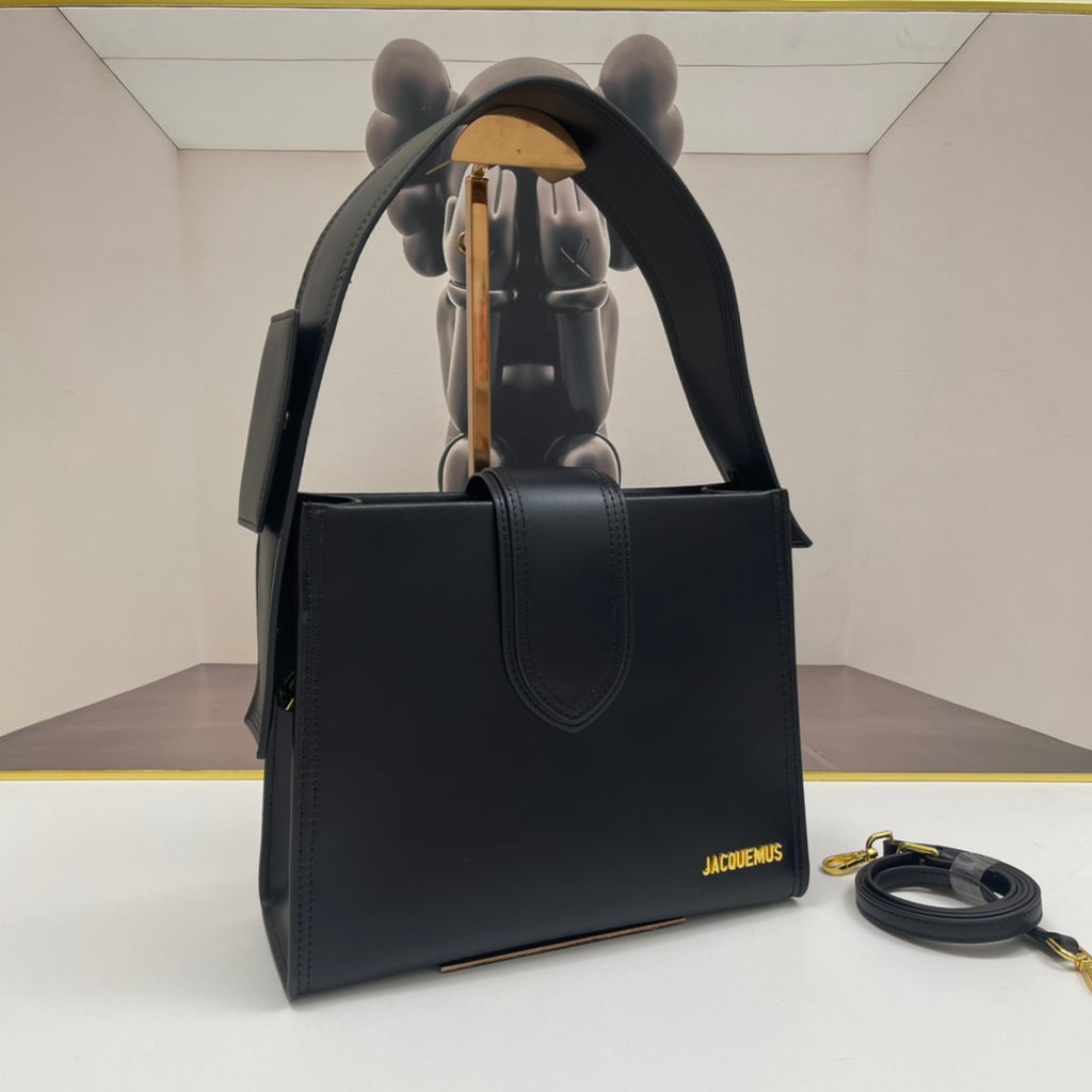 B1P36A25 Popular leather bag