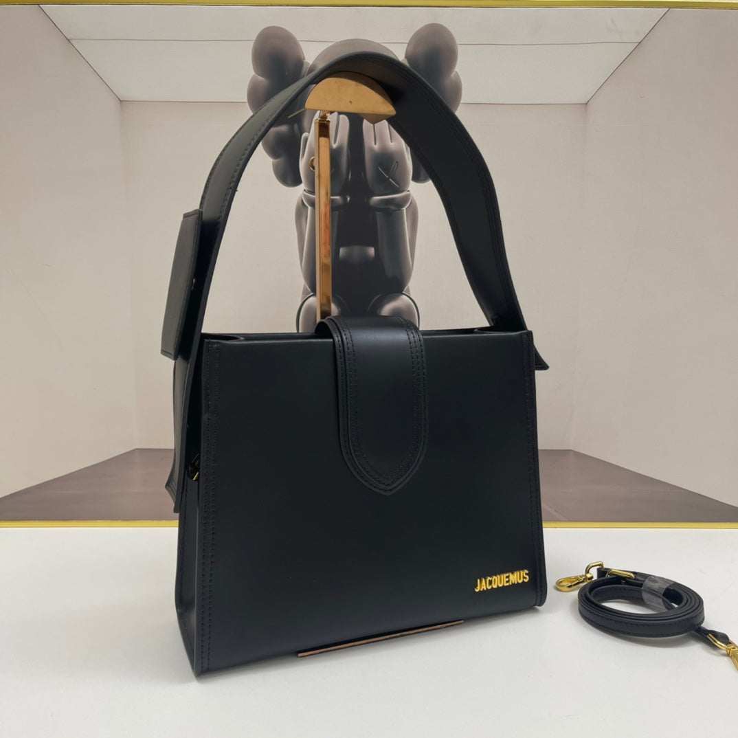 B1P36A33 Popular leather bag