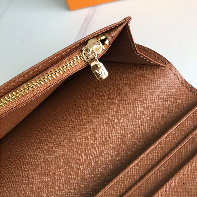 B1X31E2 Popular leather wallets