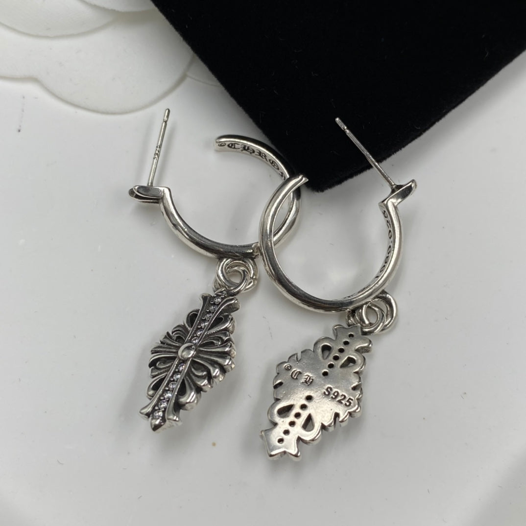 X1Q45A1E Popular    Earrings
