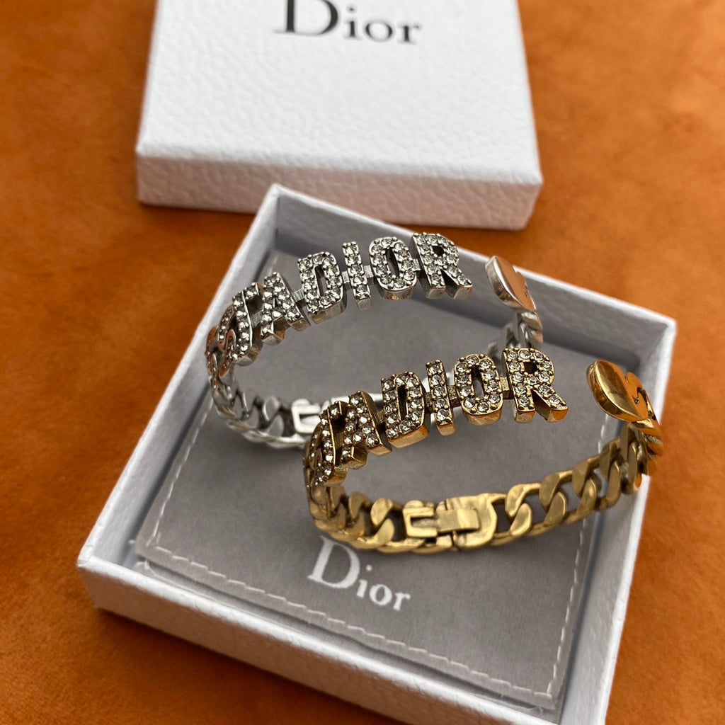 X1Z94B768K  Popular Bracelets