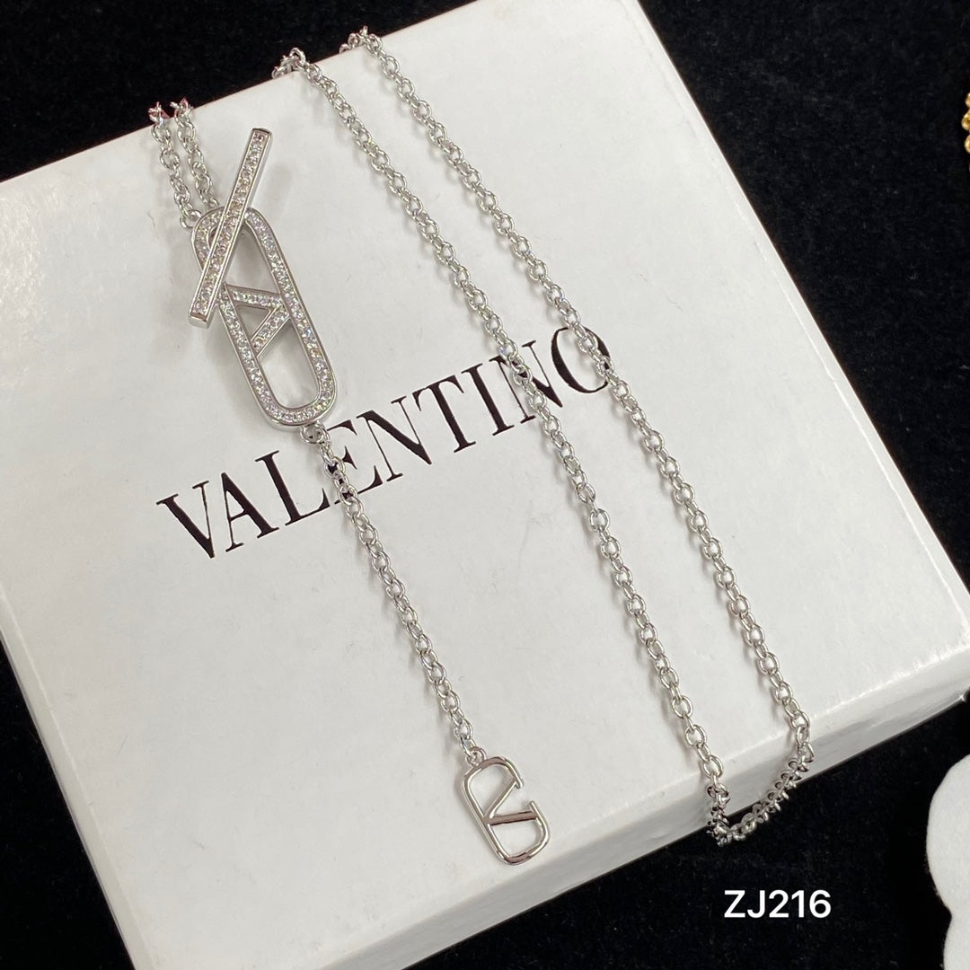 X1N46VL1X Popular Necklaces