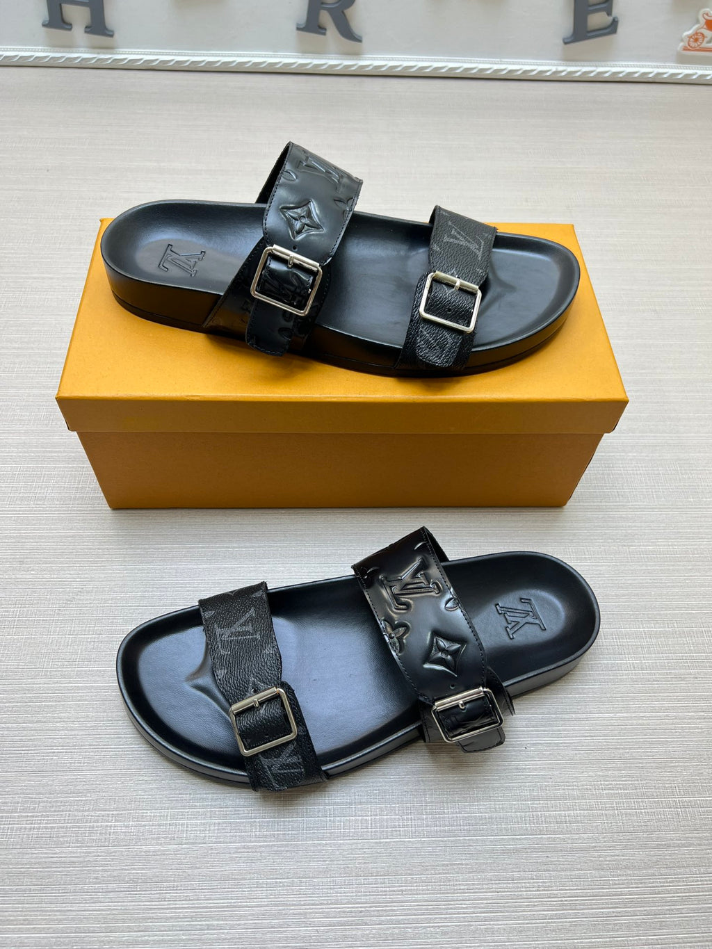 Z5ZE87 Popular slippers