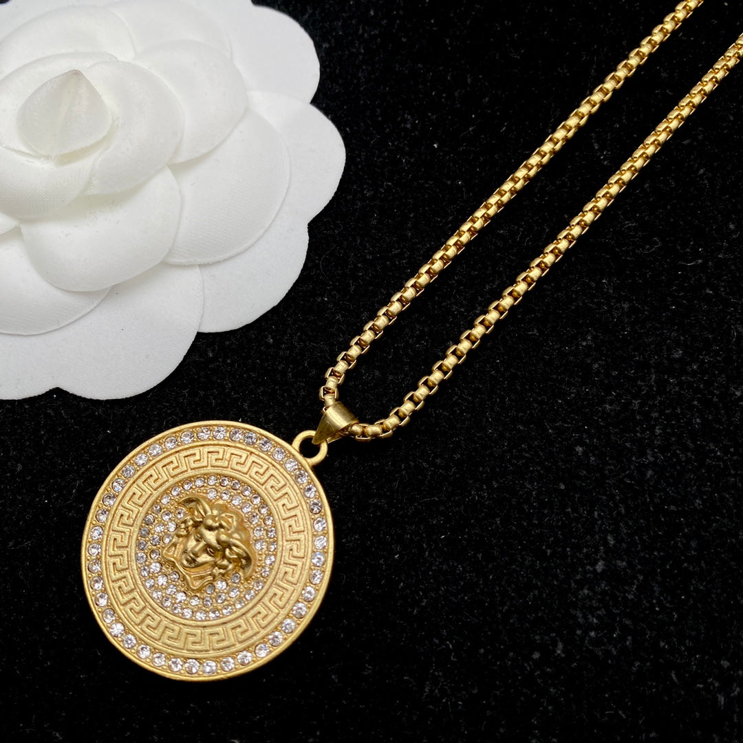 X1R75V99X Popular  Necklace