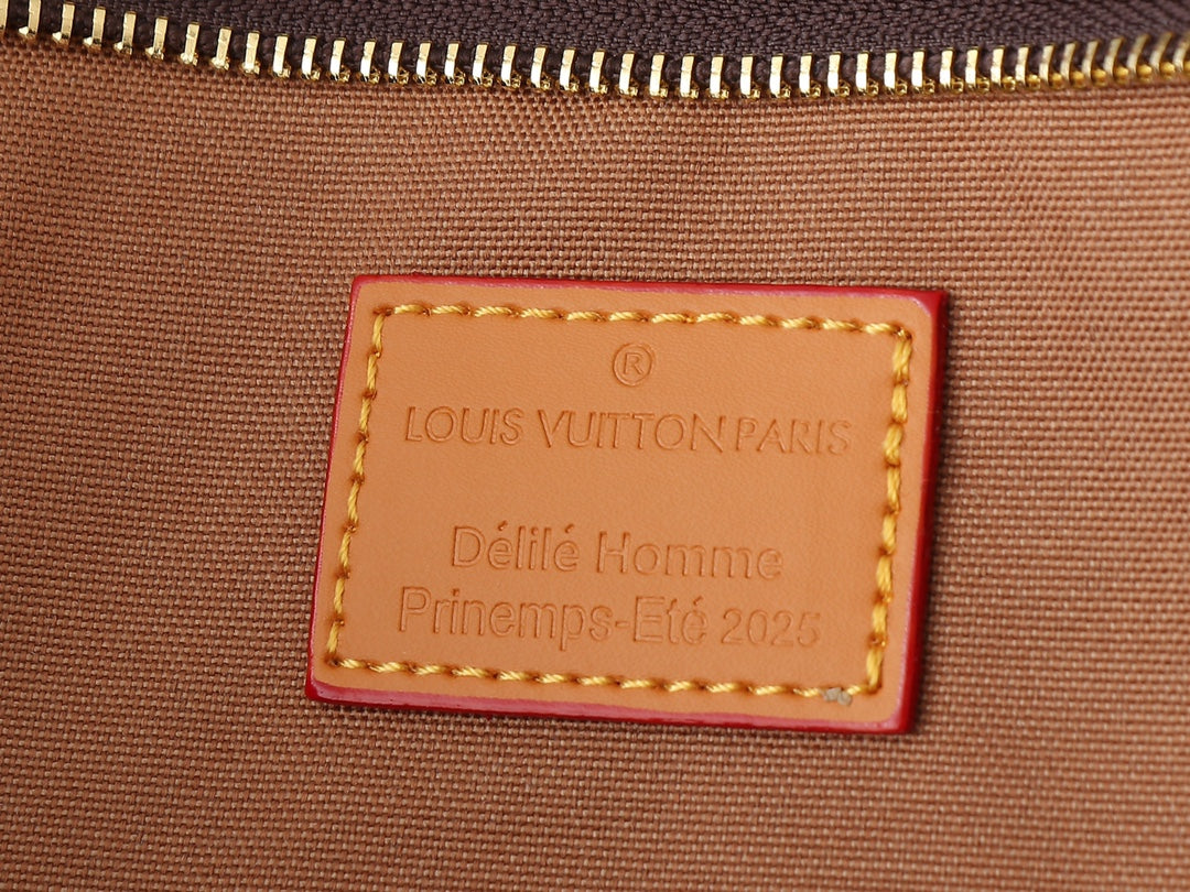 B1W15E31 Popular  leather bag
