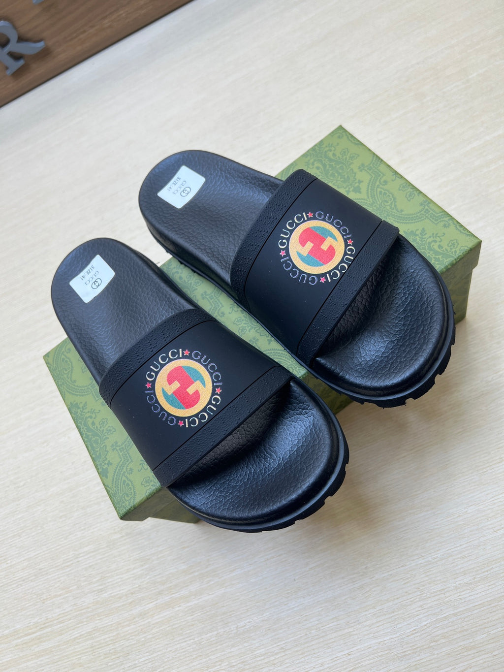 Z5R66B27 Popular Slippers
