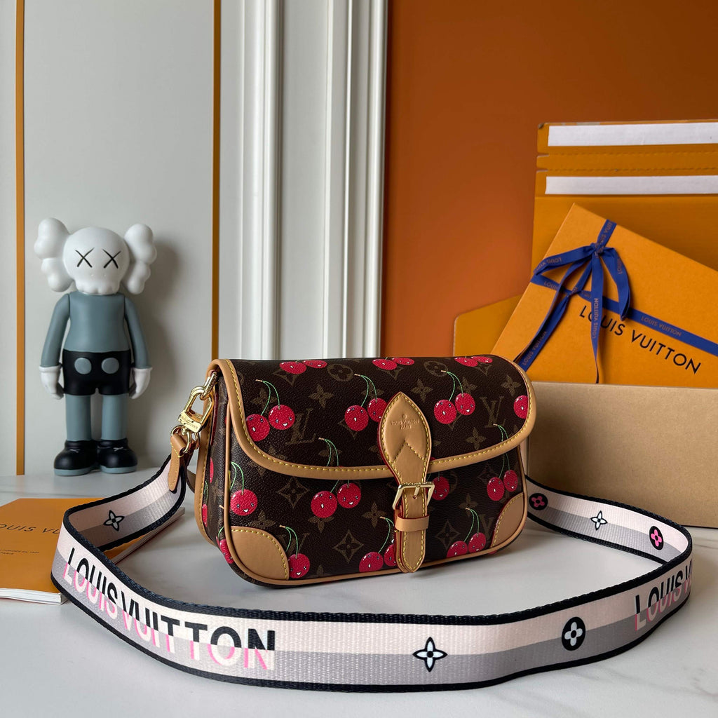 B1P36E41 Popular leather bag