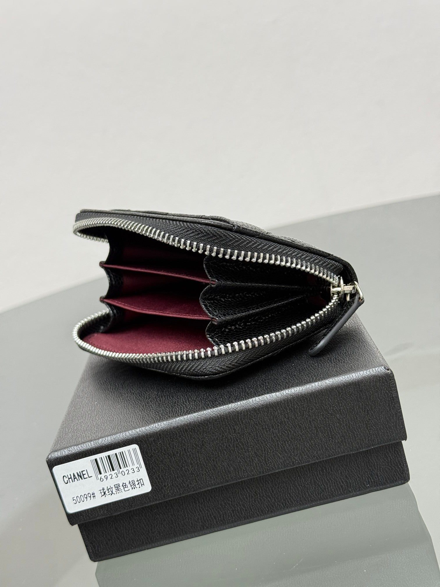 B1N36C10 Popular leather Wallets