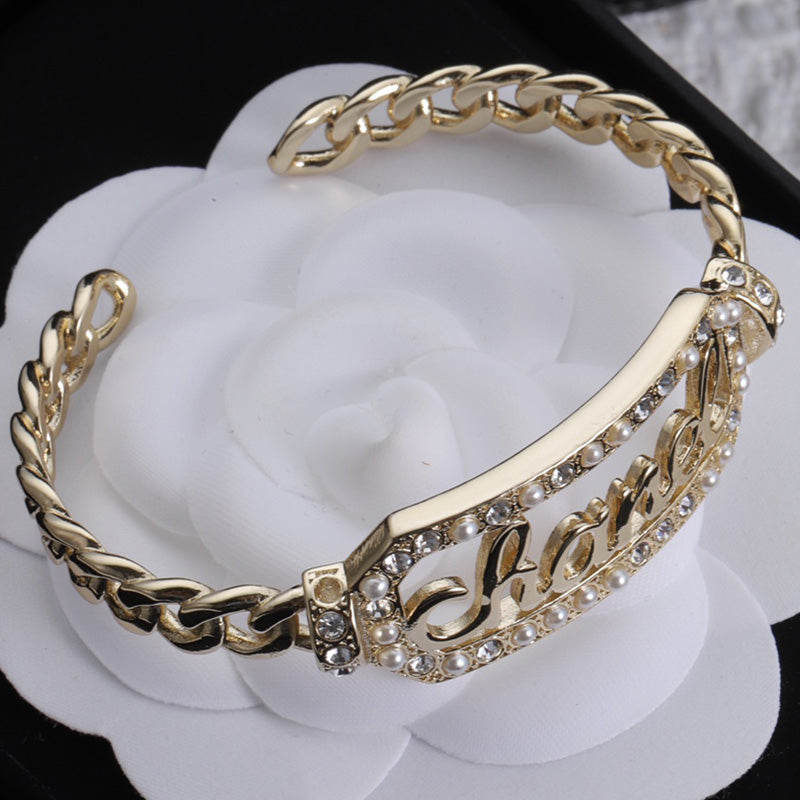 X1Y83C17K  Popular Bracelets