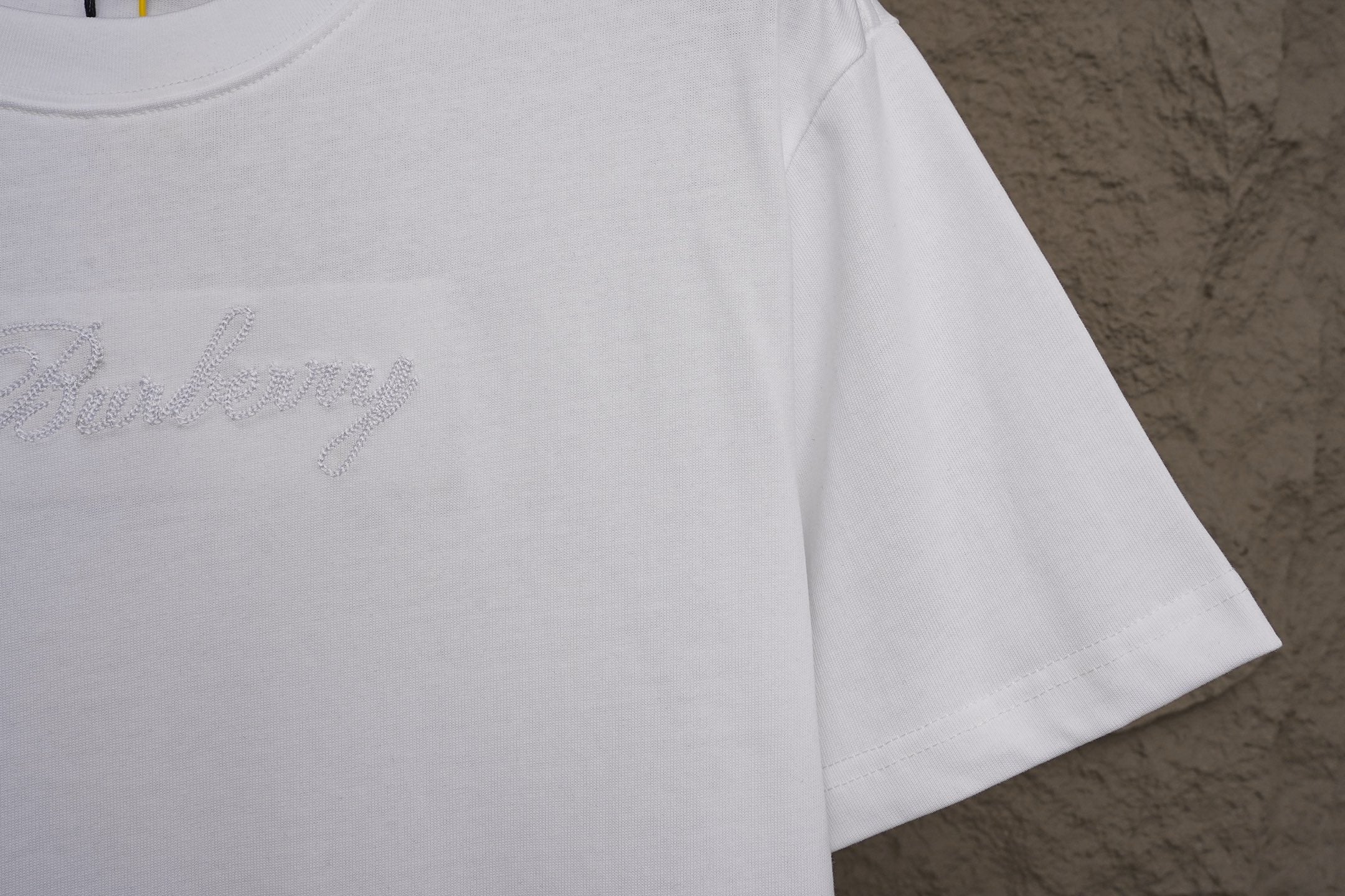 U1R76R1 Popular T-shirts