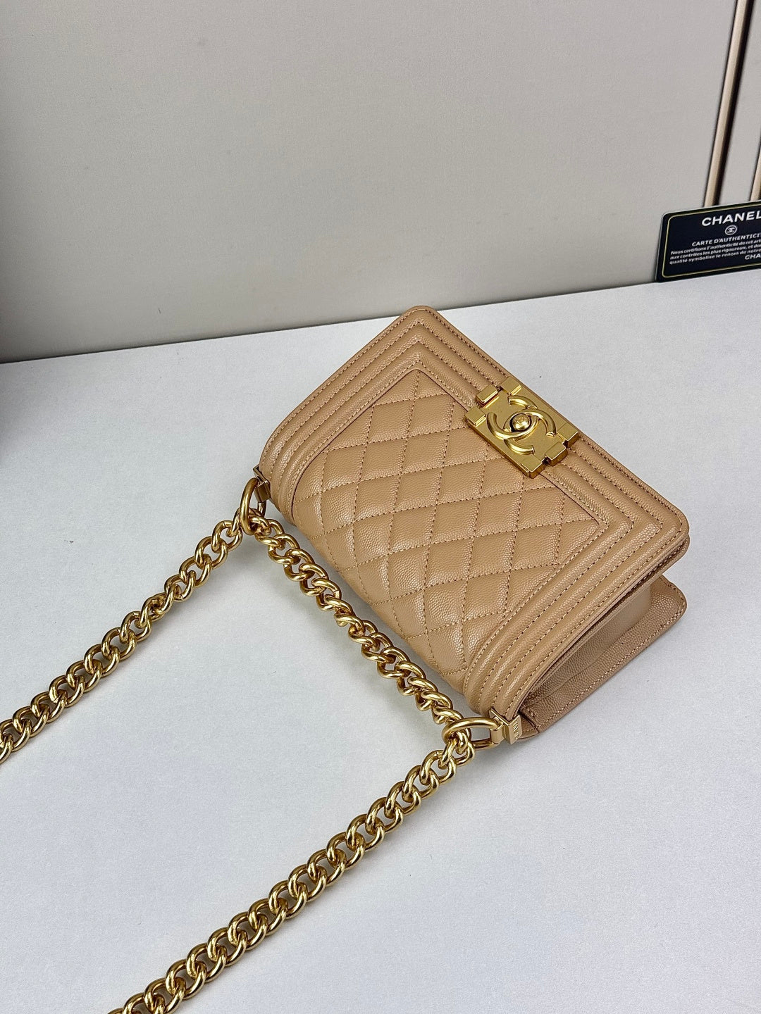 B1P36C17 Popular Caviar leather bag