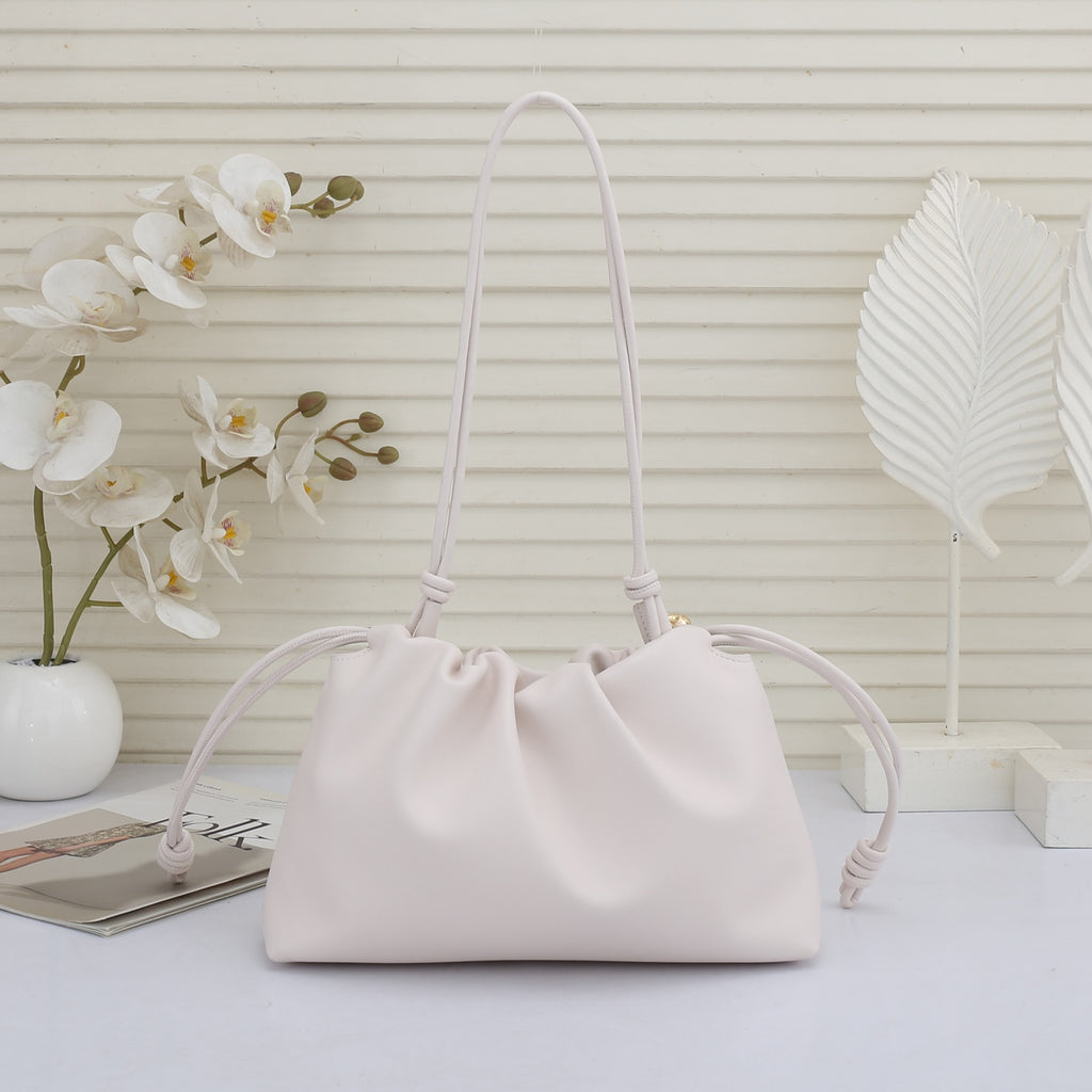 B1R66A9 Popular leather bag