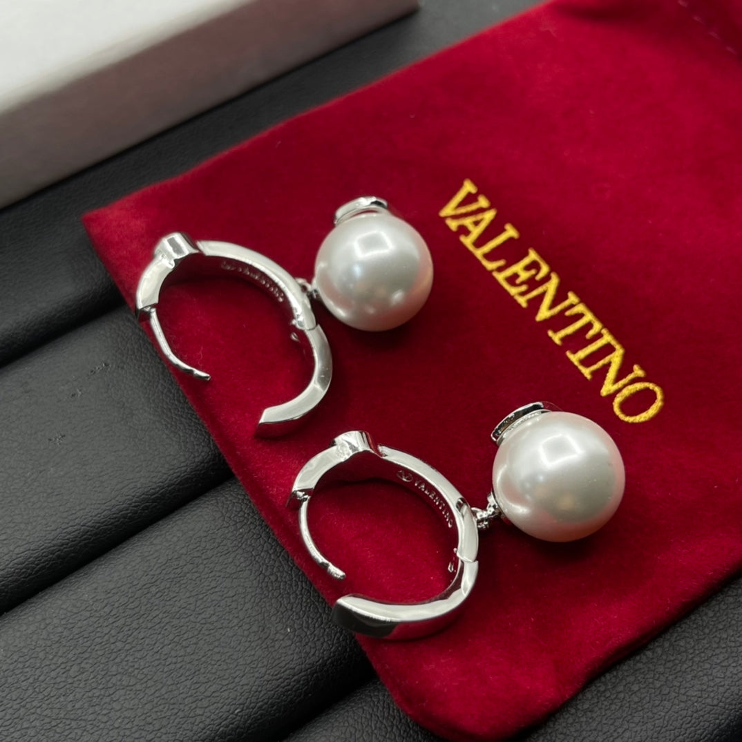 X1Z54VL353E Popular  Earrings