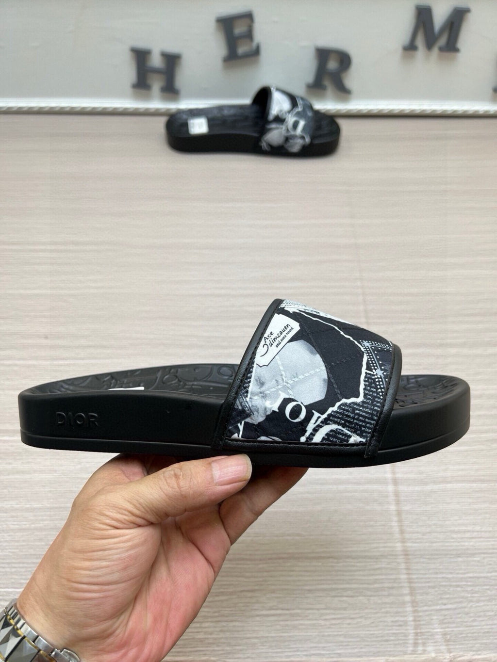 Z5Z35D280 Popular Slippers