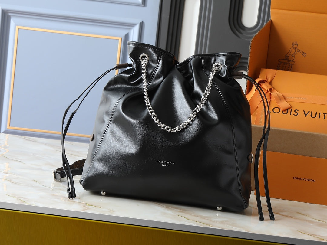 B1P46E16 Popular leather bag