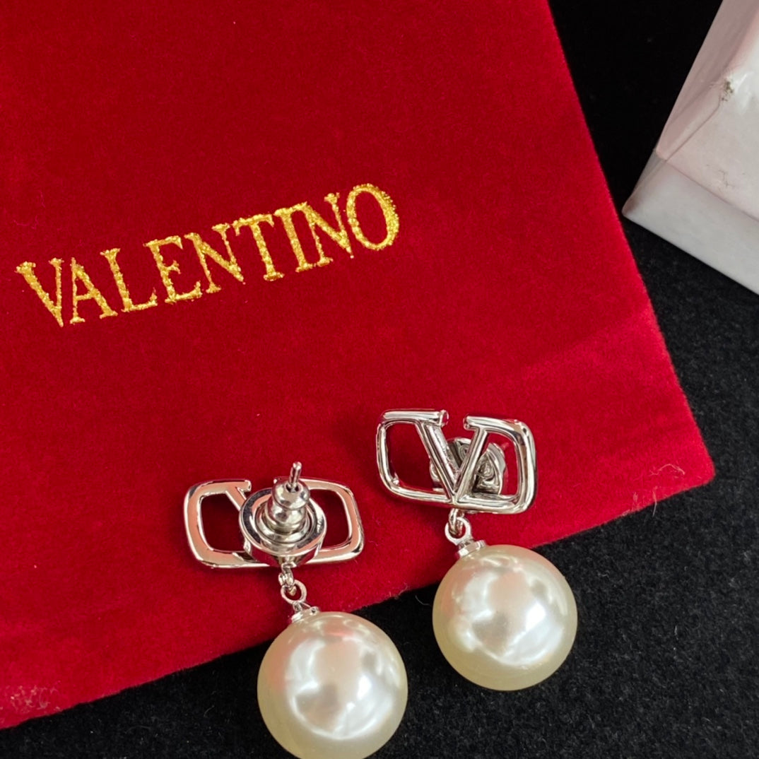X1Z95VL49E Popular Earrings