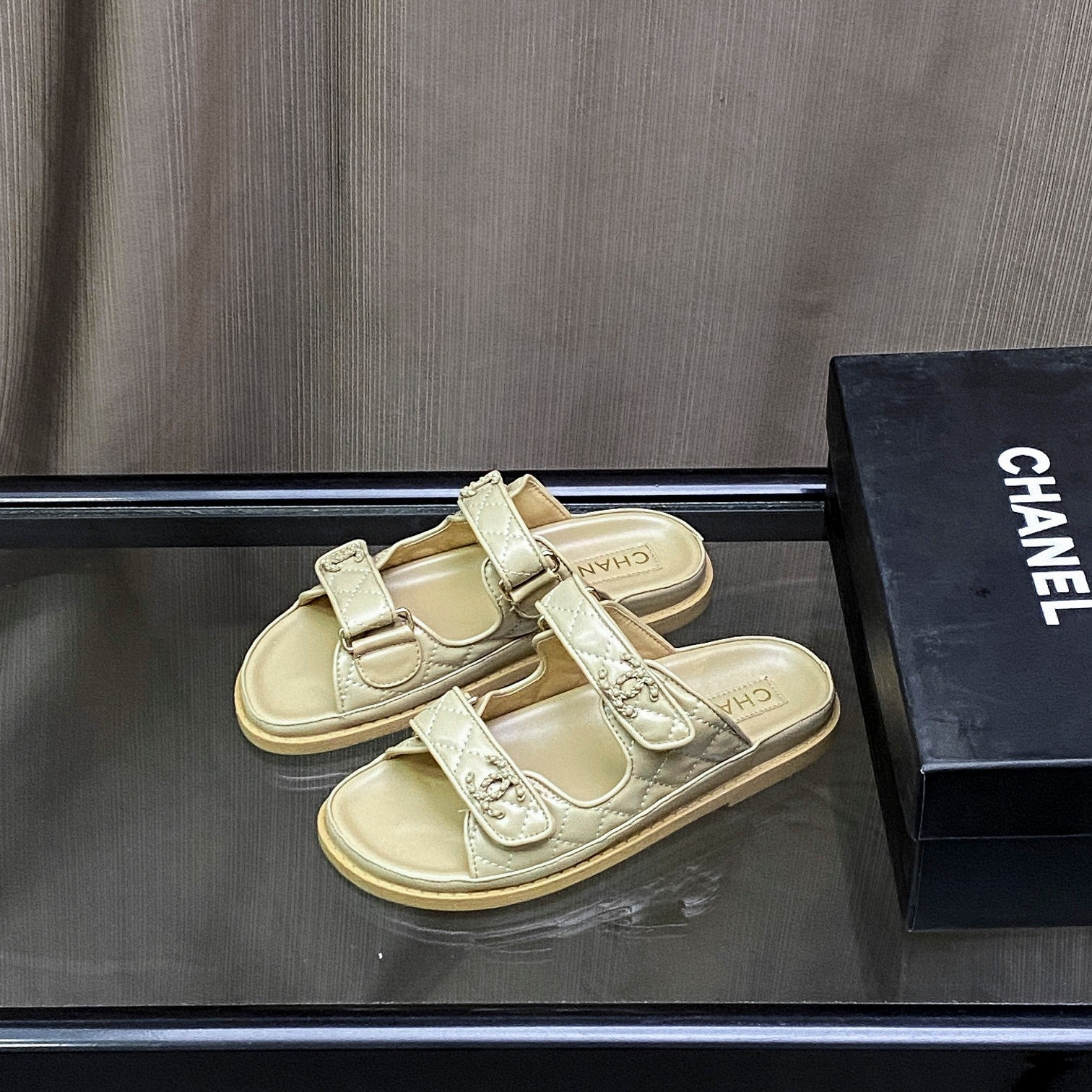Z1Z54C75 Popular Slippers