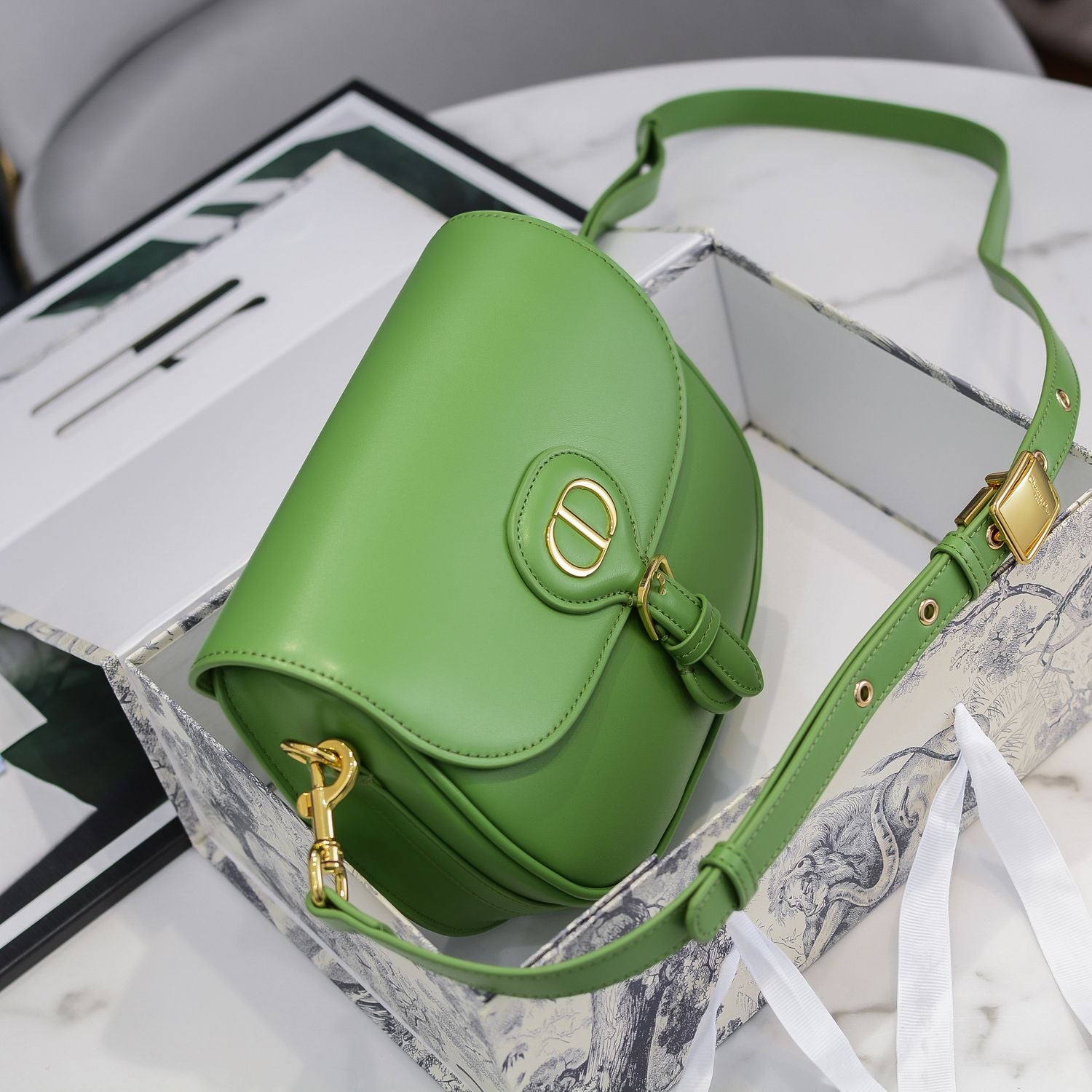 B1P11L48 Popular  leather bag 