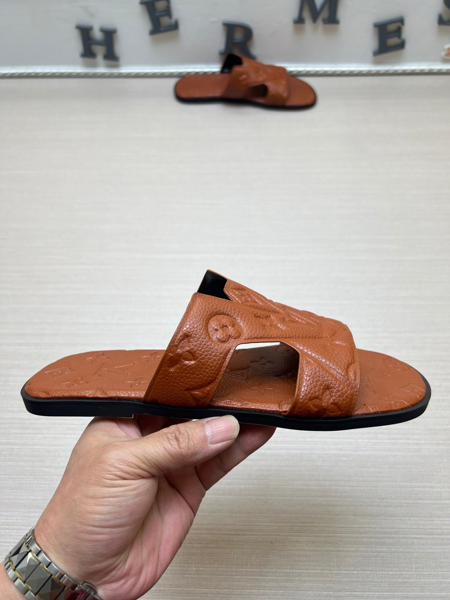 Z5ZE34 Popular slippers