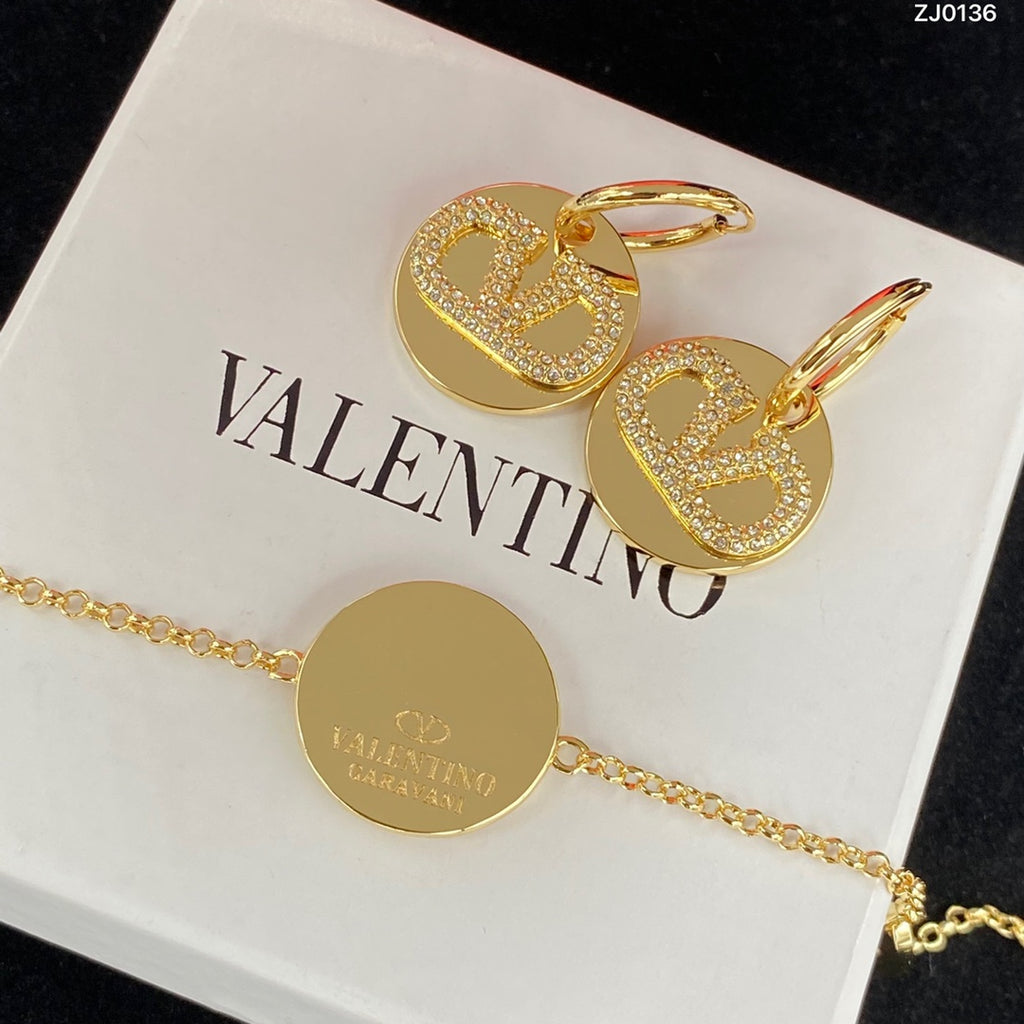 X1Q85VL432X Popular Necklaces. Bracelets. Earrings