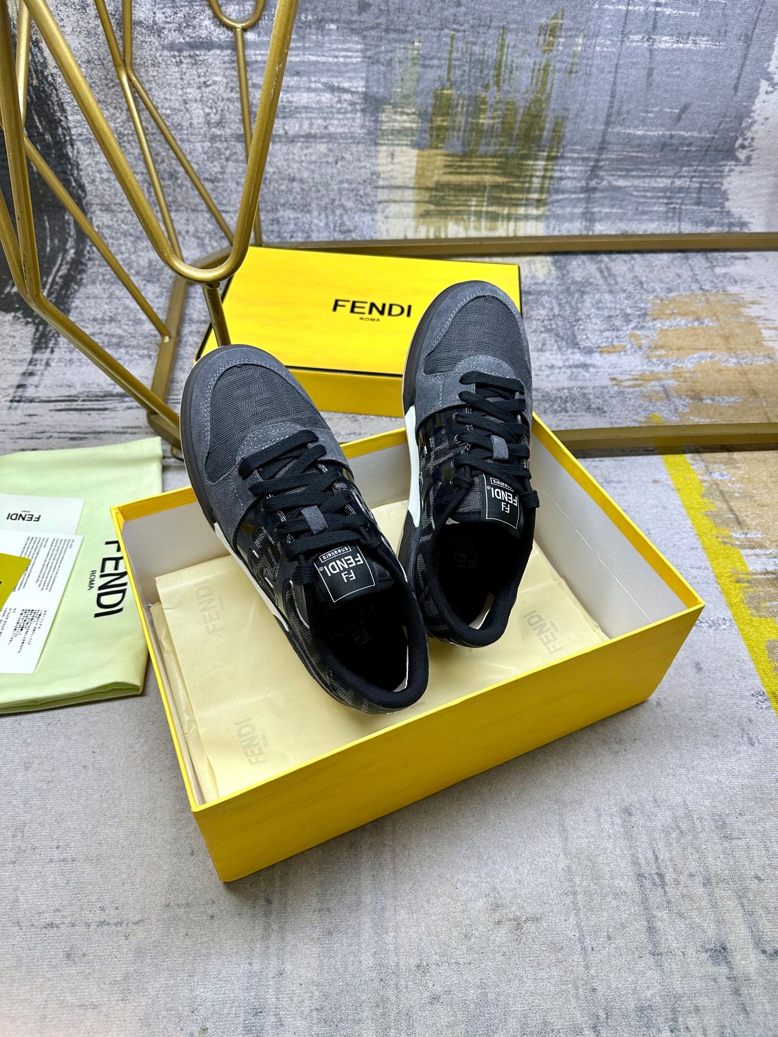 Z2N95F13  Popular high quality shoes