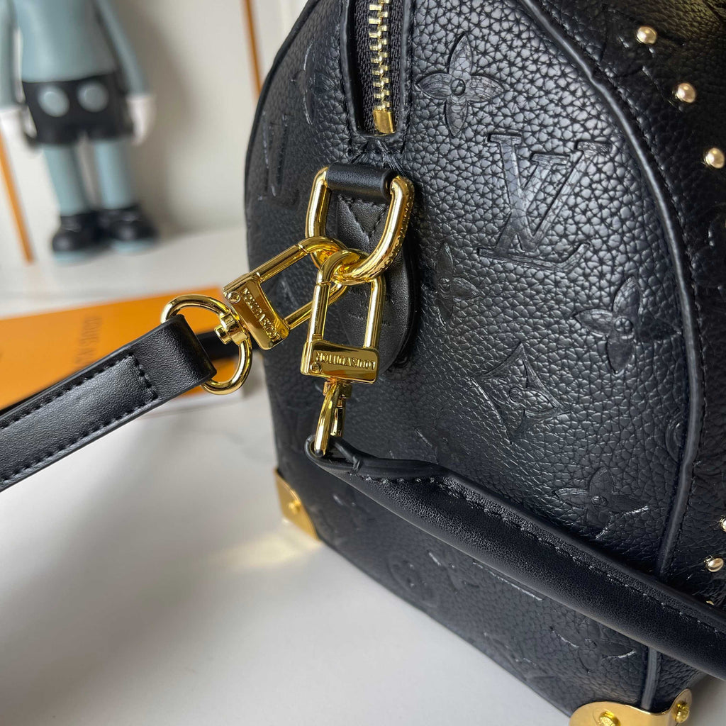 B1P46E77 Popular leather bag