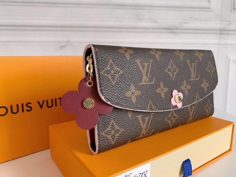 B1P46E55 Popular leather Wallets