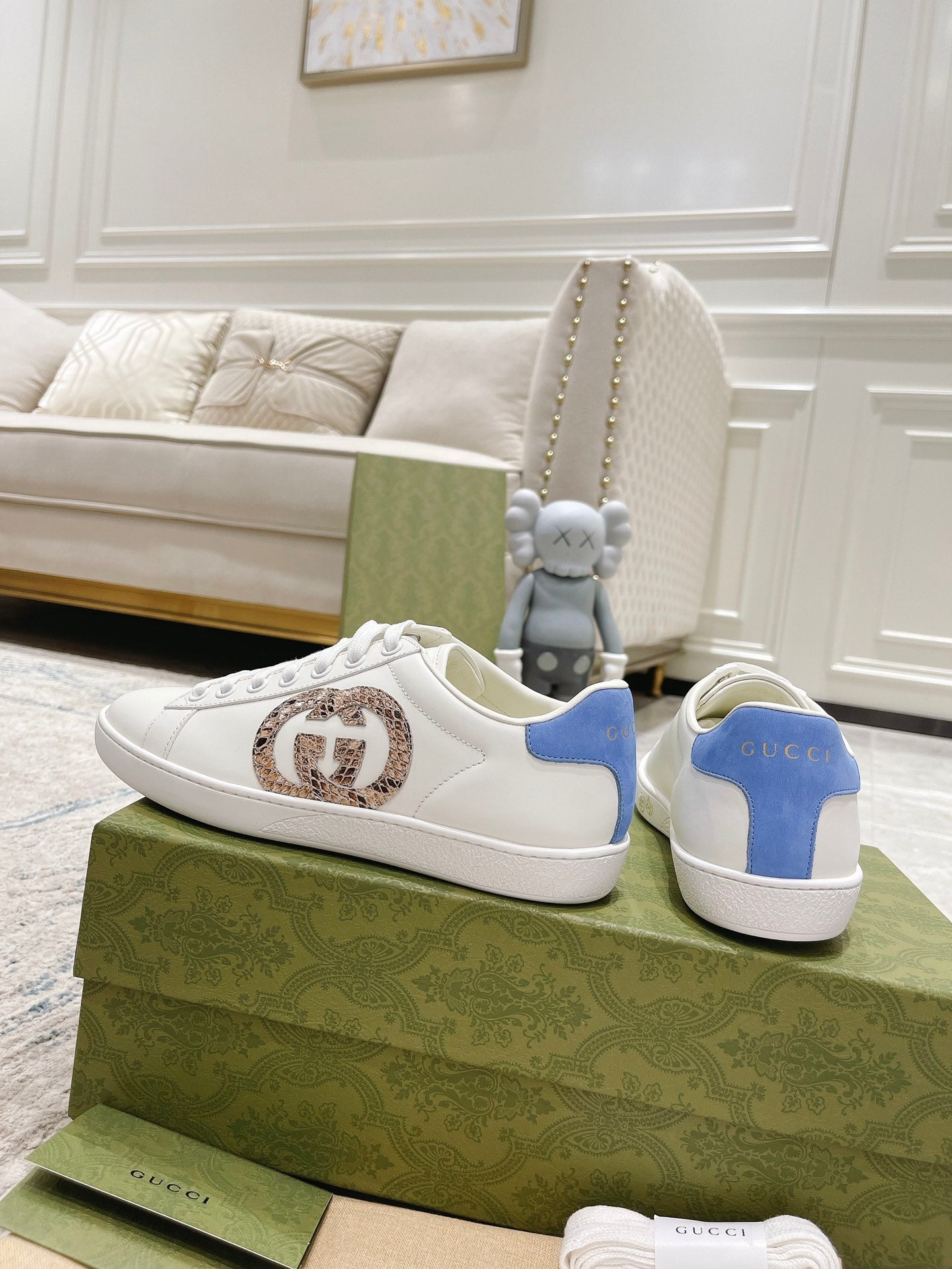 Z2Q105B209 Popular high-quality Shoes