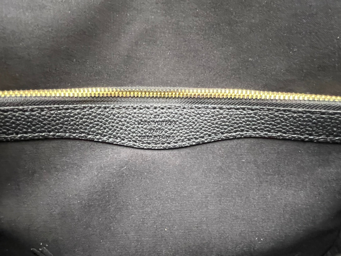 B12X73E28 Popular leather bag 