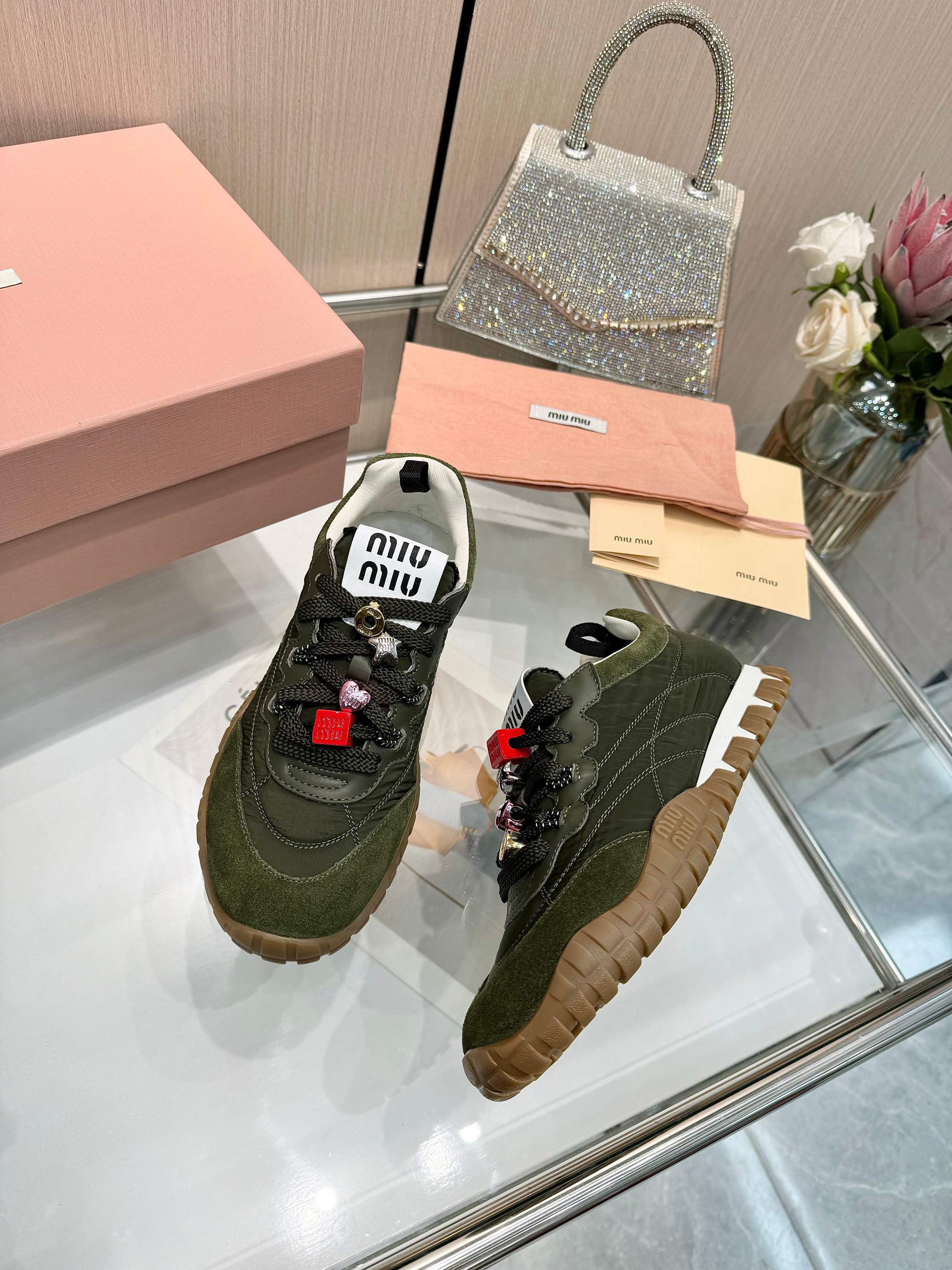Z2Q95A17 Popular high-quality shoes