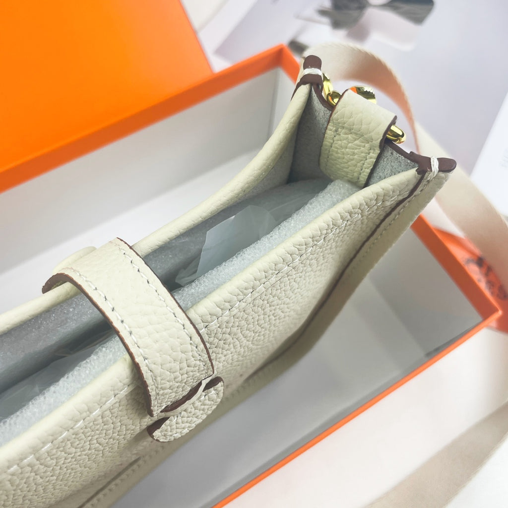 B1N46H5 Popular leather bag