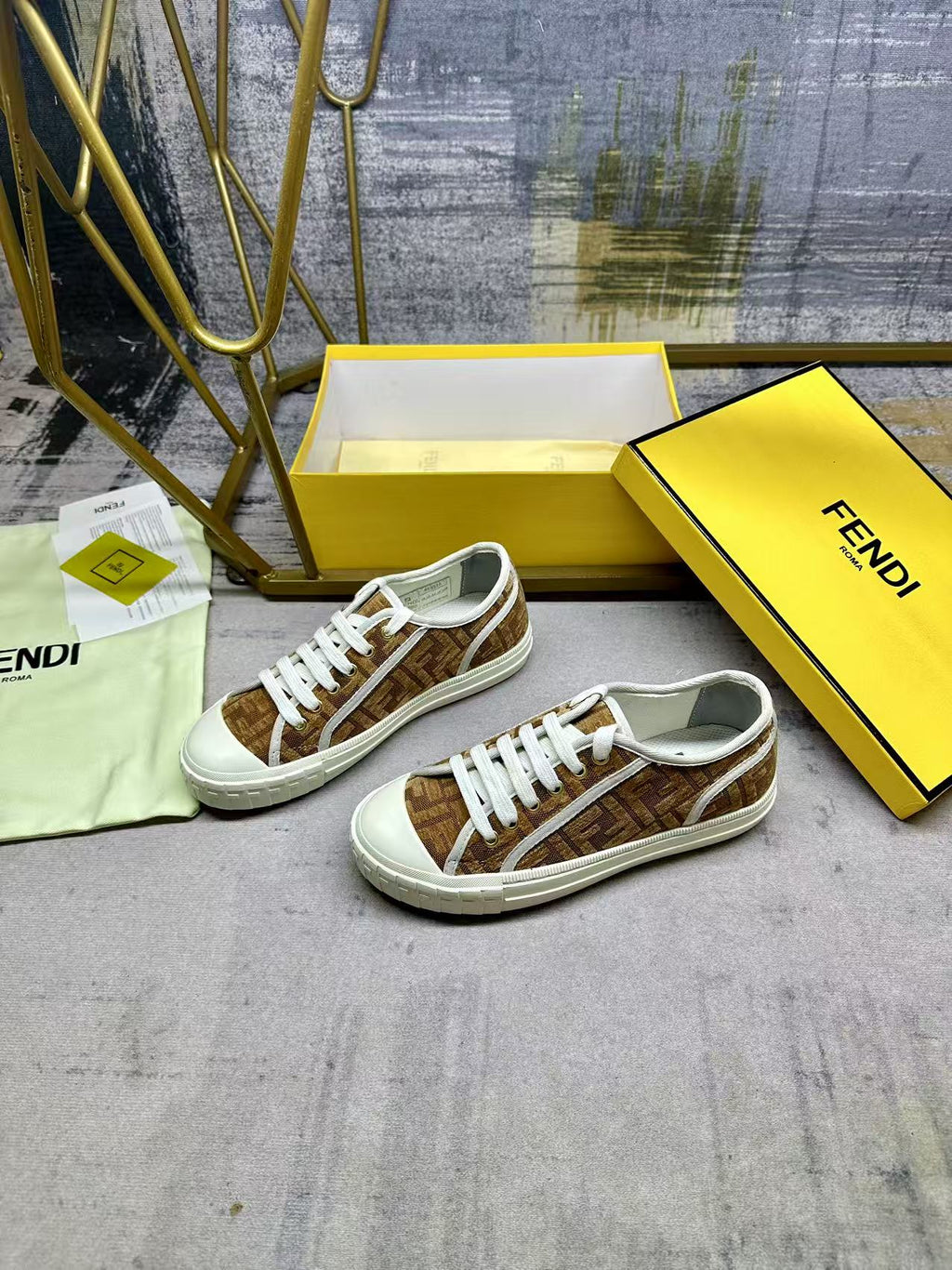 Z2Q105F186 Popular high-quality  shoes