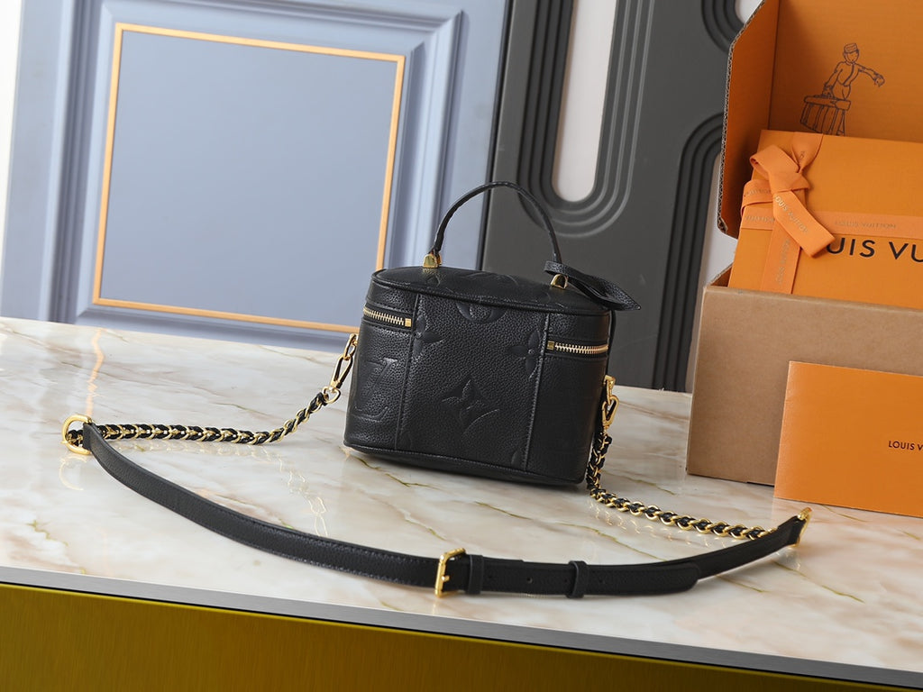 B1P76E2 Popular leather bag