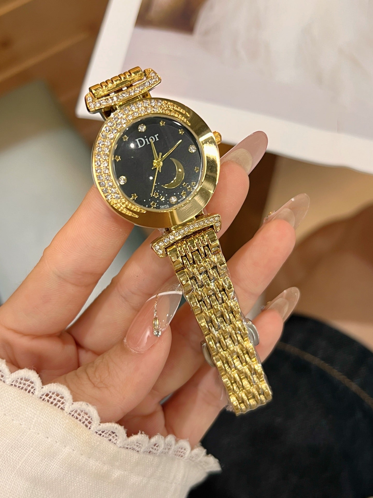 L1R36D99 Popular Watches