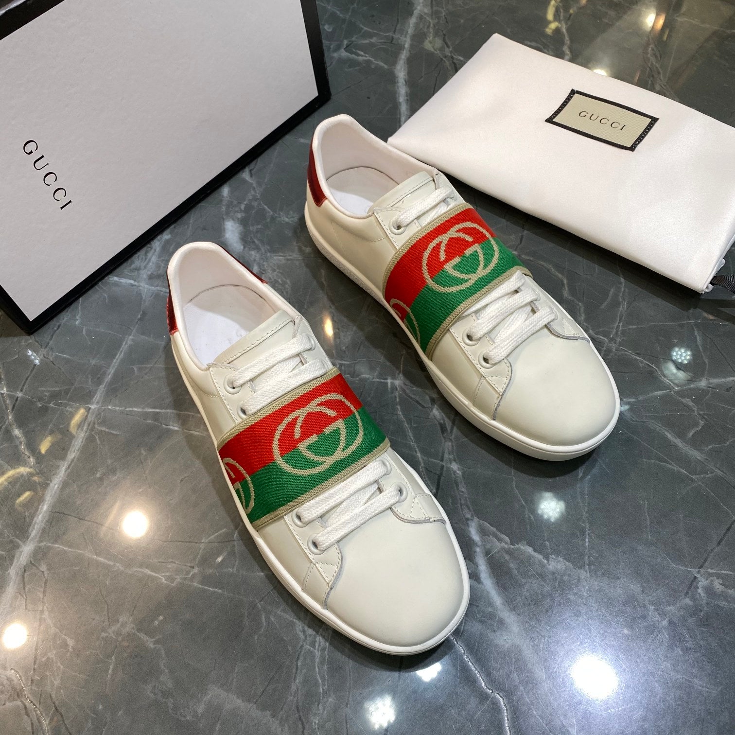 Z2Q105B188 Popular high-quality Shoes