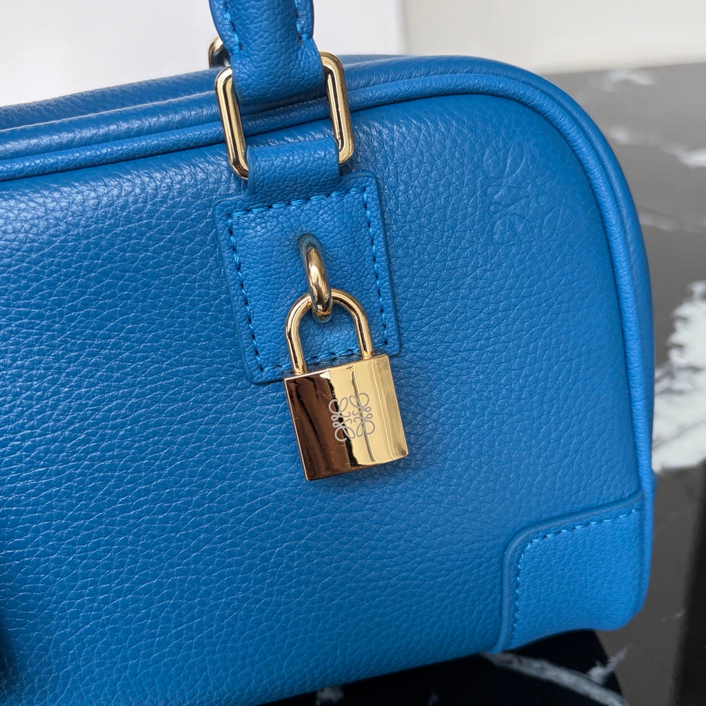 B1R66A12 Popular leather bag
