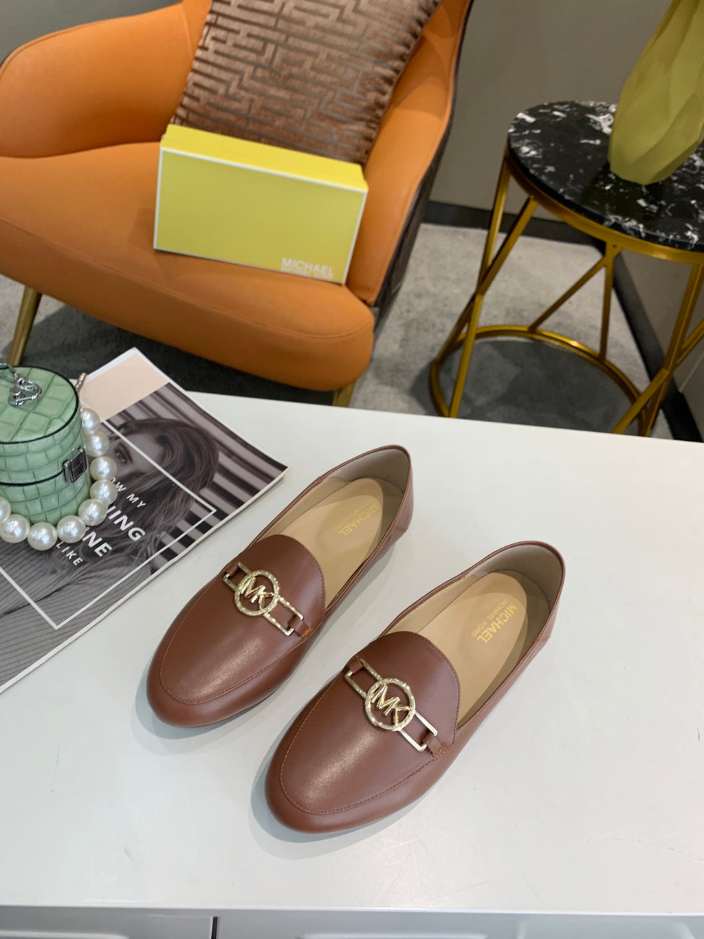 Z2Q105A185 Popular high-quality leather shoes