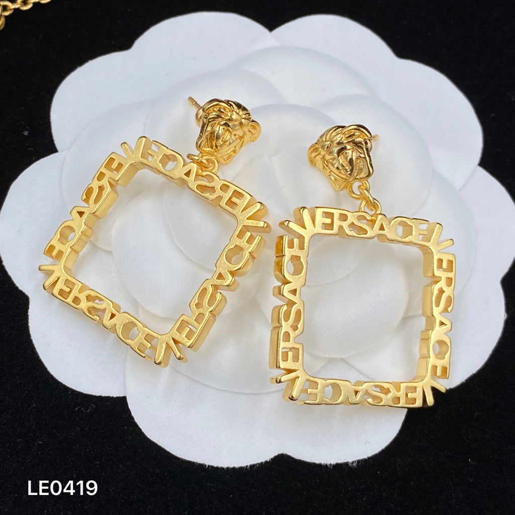 X1R75V65X Popular Necklaces .Earrings