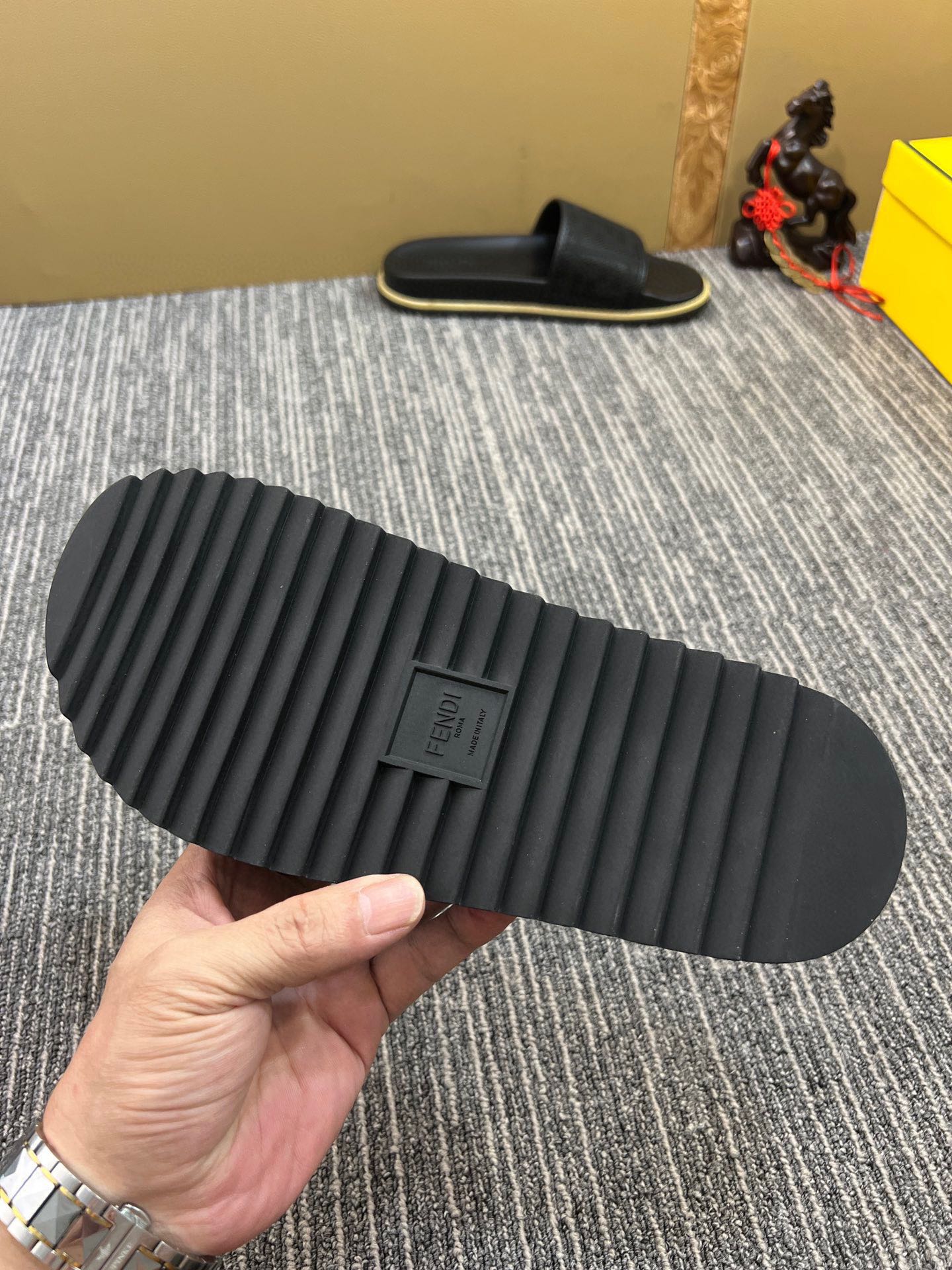 Z5XF105 Popular Slippers
